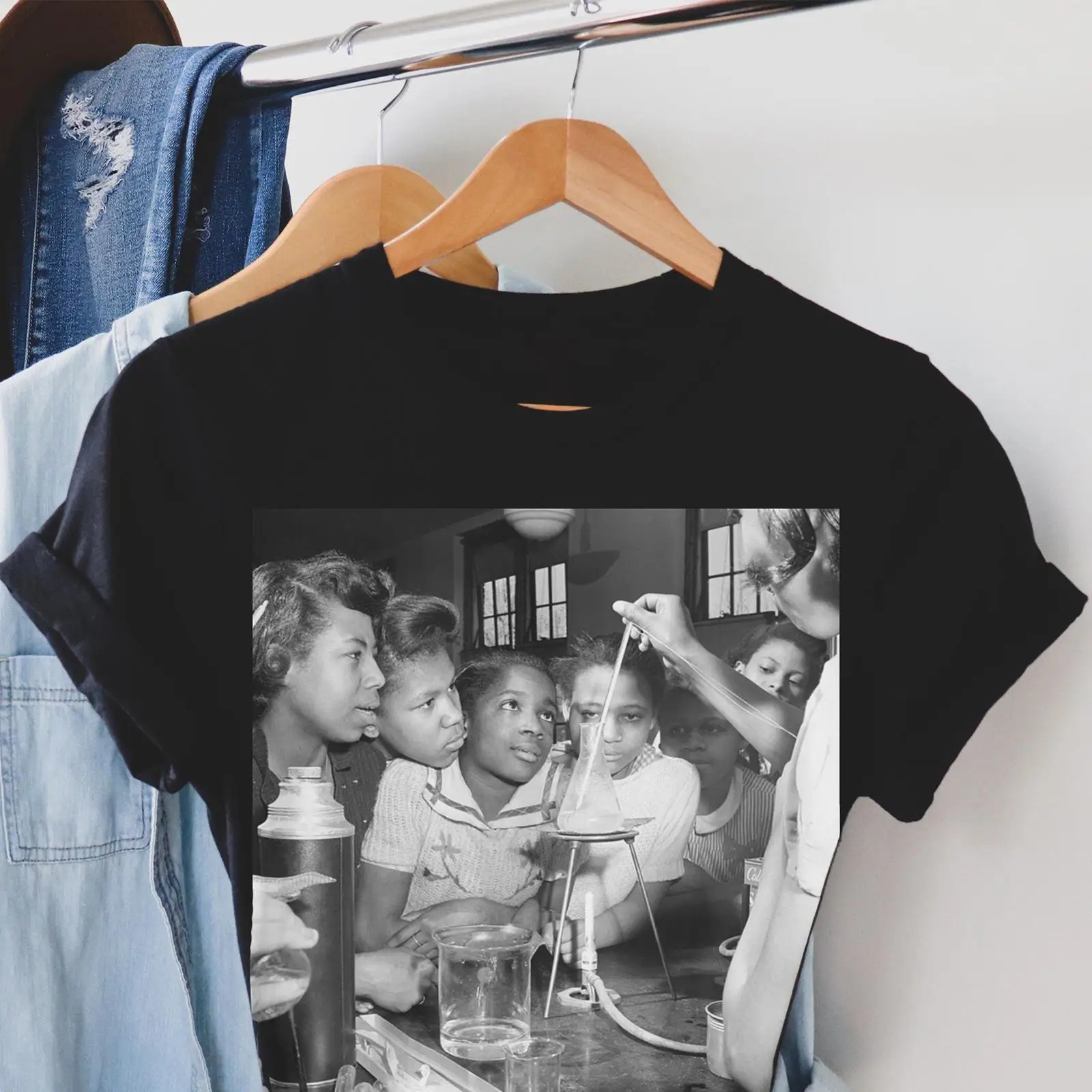 Men'S Fashion History - Black Girls in Science Class T