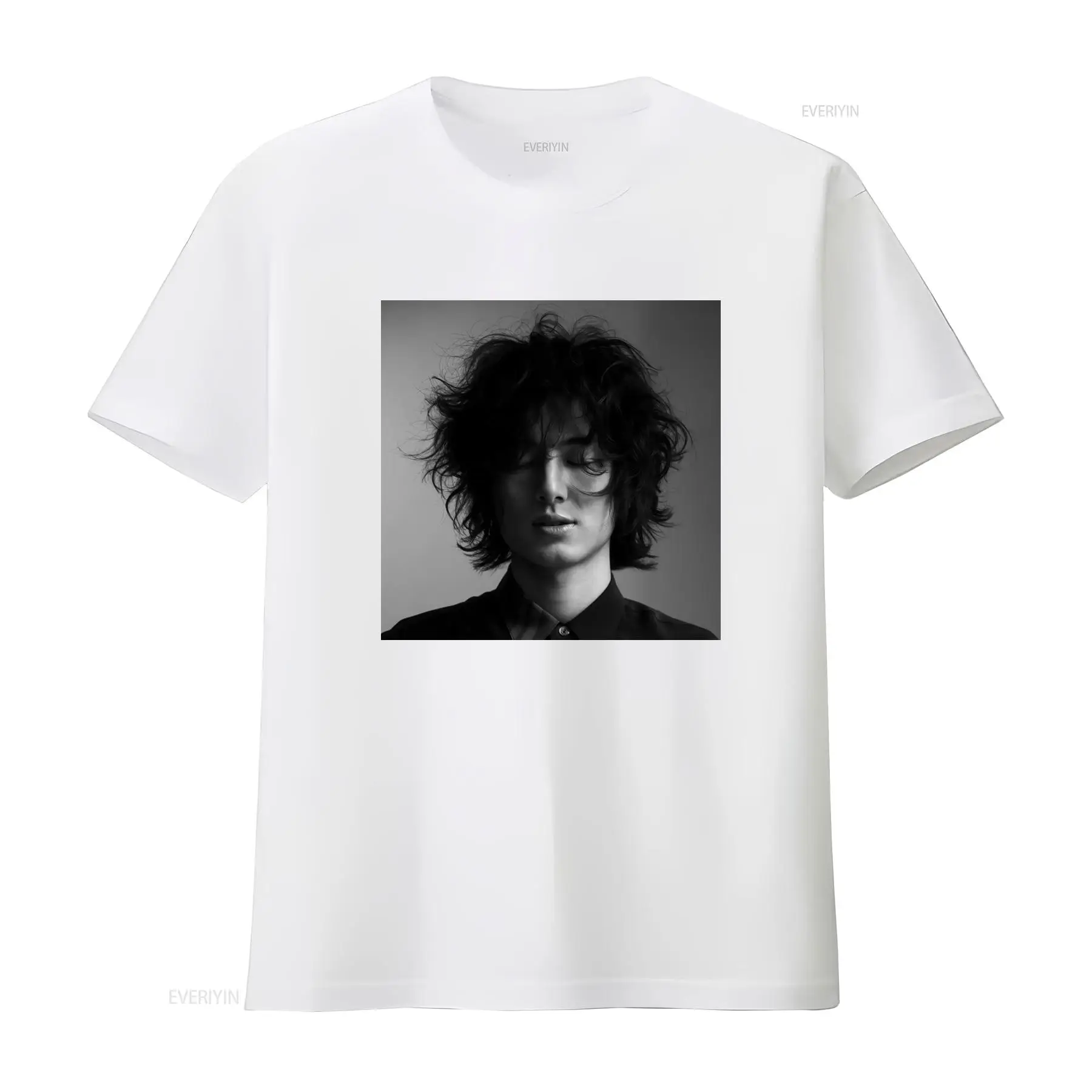 Fujii Kaze Inspired Classic T  - Mens Fashion Help recension och pris